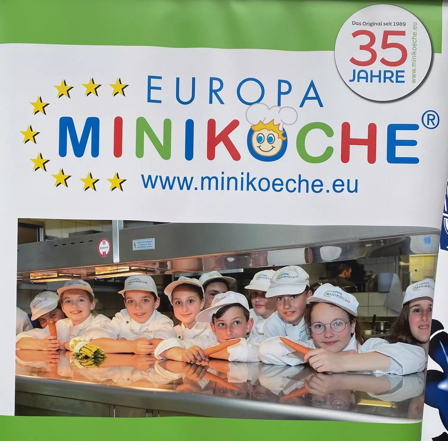 Info-Plakat von den Miniköchen